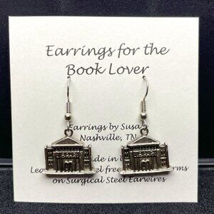 NWOT Earrings by Susan - Nashville, TN, "Library," Reading, Books, Pewter, 3/4"